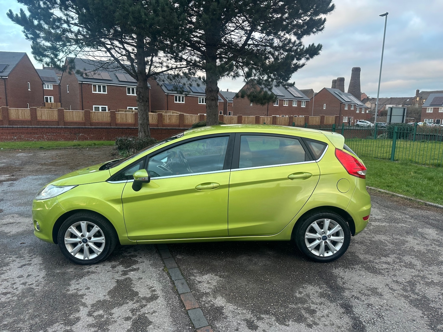 Used Ford Fiesta 2010 for sale - 77391960: Photo 8