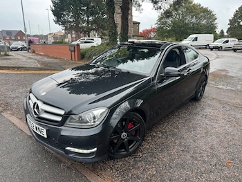Used Mercedes-Benz C-Class 2013 for sale - 76036921: Photo