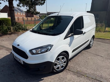 Used Ford Transit Courier 2018 for sale - 78950040: Photo
