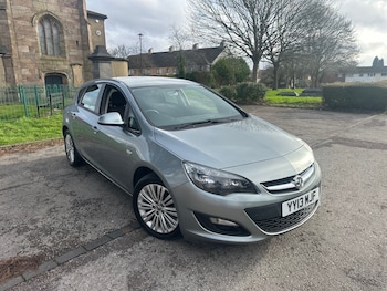 Used Vauxhall Astra 2013 for sale - 77311248: Photo