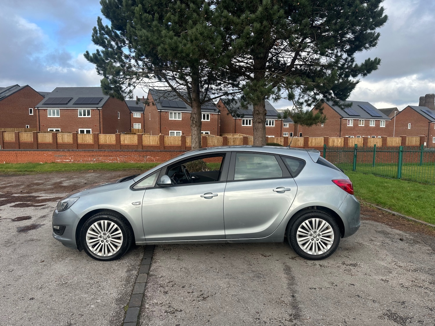 Used Vauxhall Astra 2013 for sale - 77311248: Photo 8