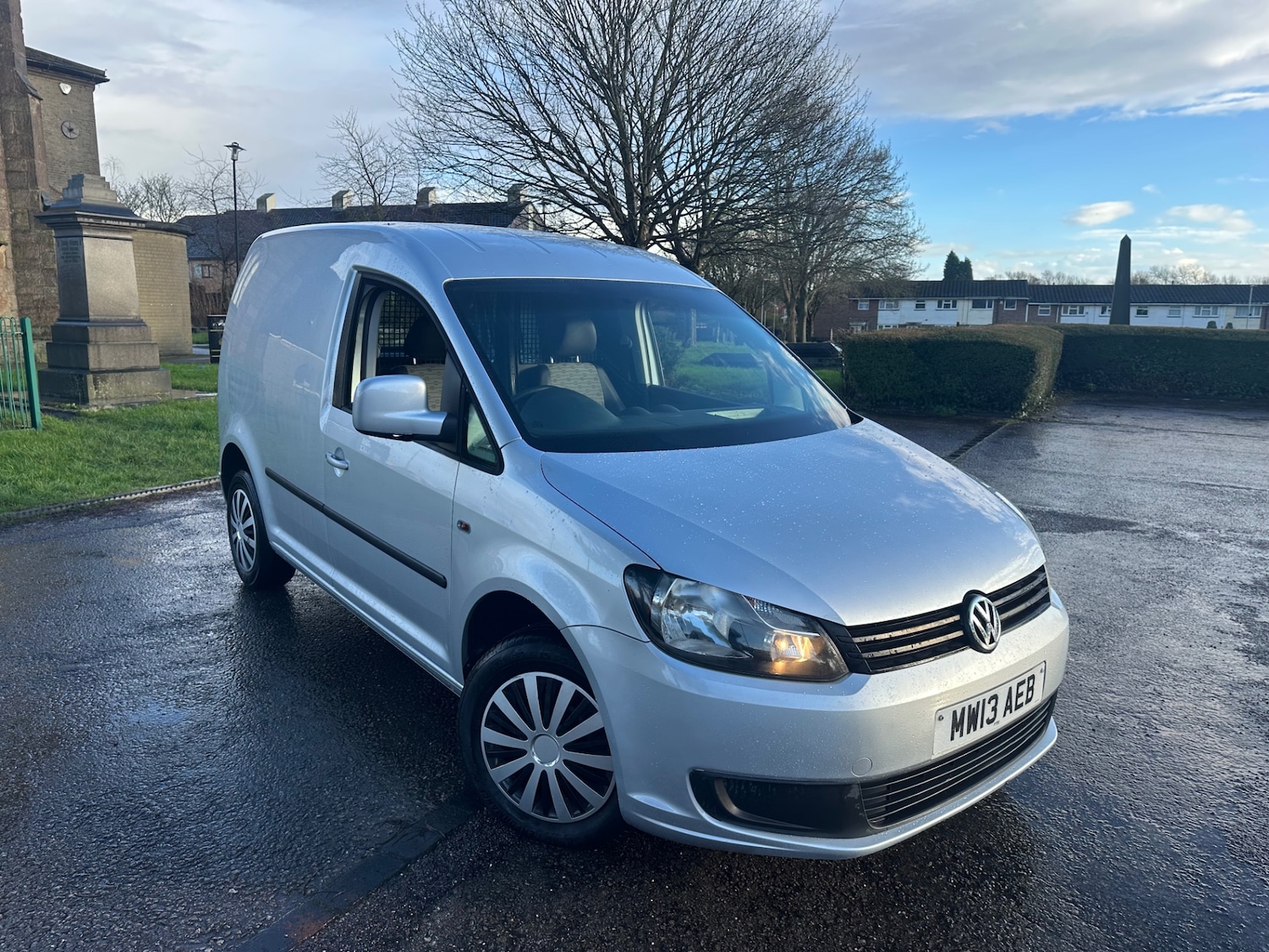 Used Volkswagen Caddy 2013 for sale - 77543577: Photo 1