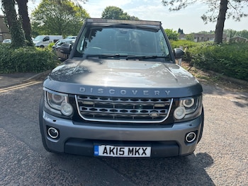 Used Land Rover Discovery 2015 for sale - 74927772: Photo