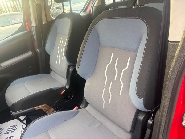 Used Peugeot Partner Tepee 2014 for sale - 76214904: Photo 11