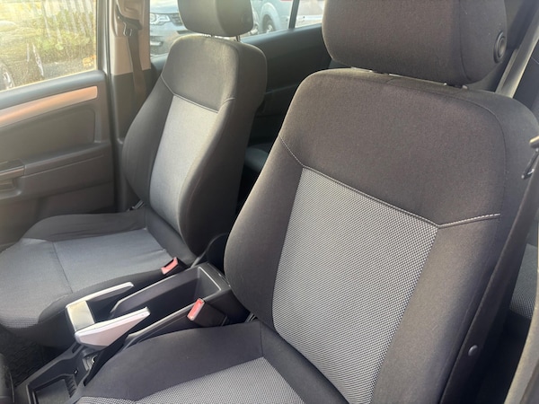 Used Vauxhall Zafira 2010 for sale - 76215470: Photo 9