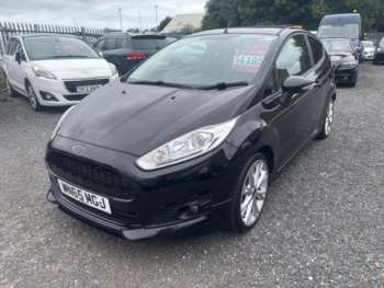 Used Ford Fiesta 2015 for sale - 75302029: Photo