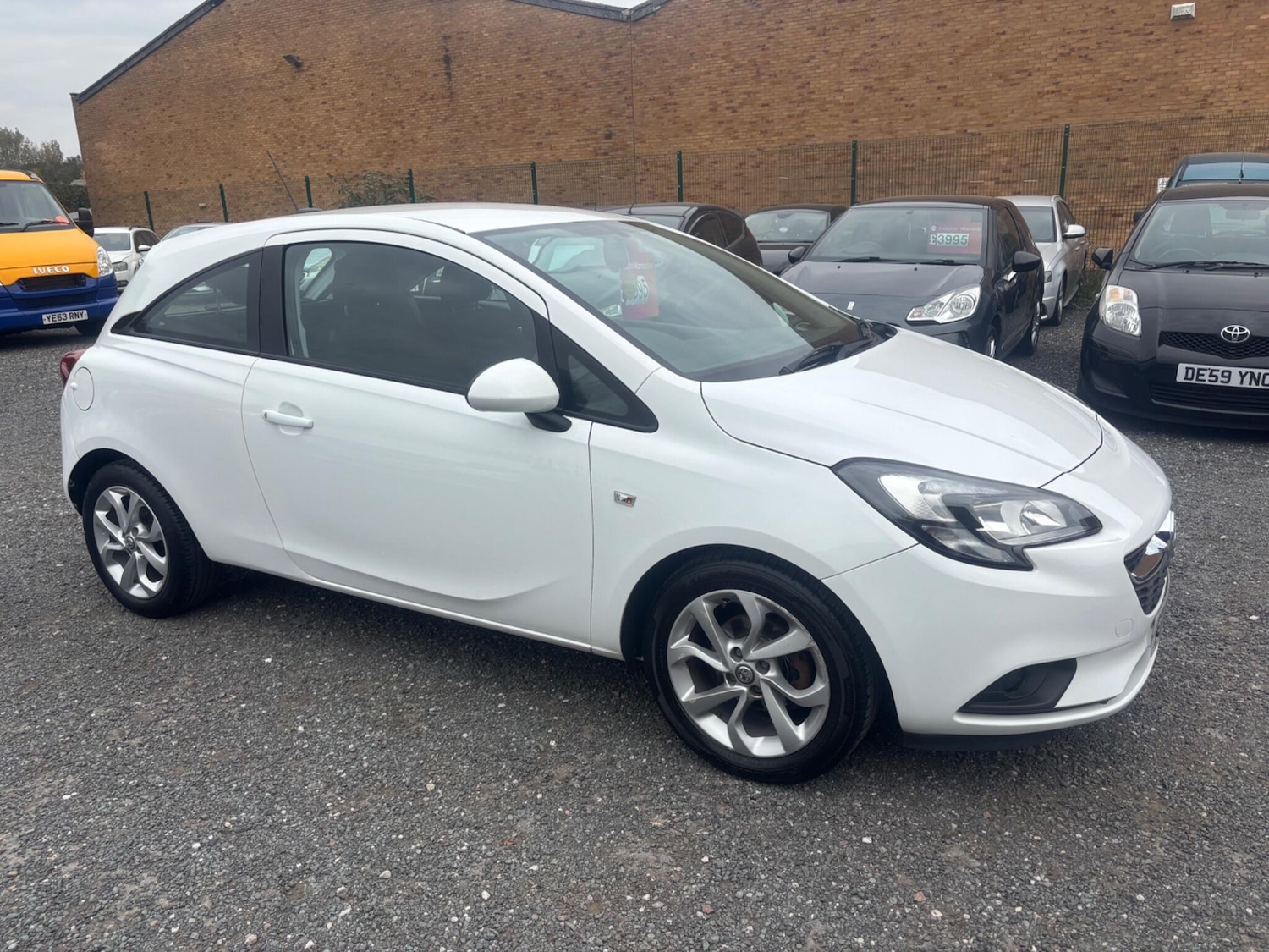 Used Vauxhall Corsa 2016 for sale - 76306529: Photo 9