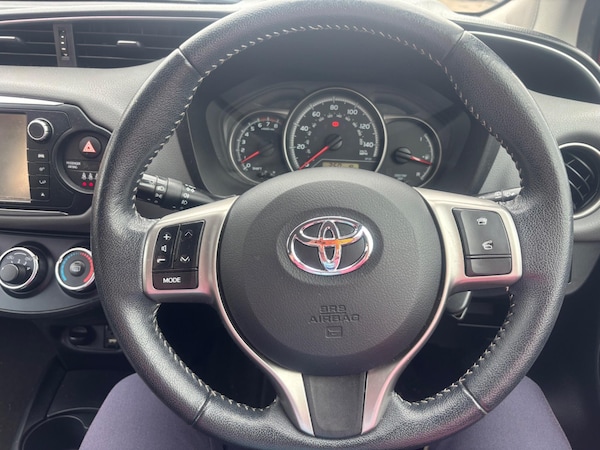 Used Toyota Yaris 2015 for sale - 75588516: Photo 13