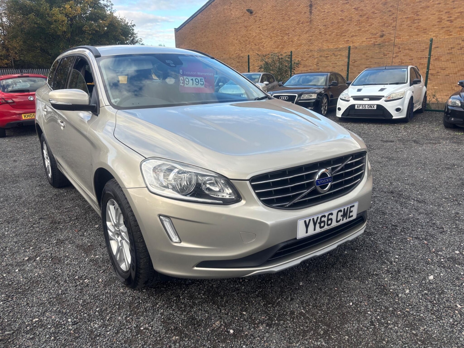 Used Volvo XC60 2016 for sale - 76349351: Photo 1