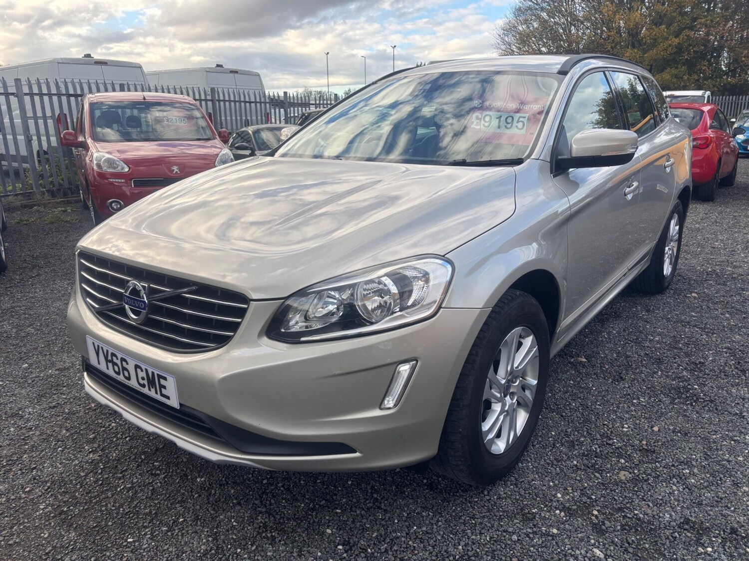 Used Volvo XC60 2016 for sale - 76349351: Photo 4