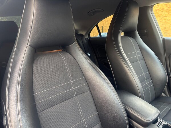 Used Mercedes-Benz CLA 2015 for sale - 76214711: Photo 20