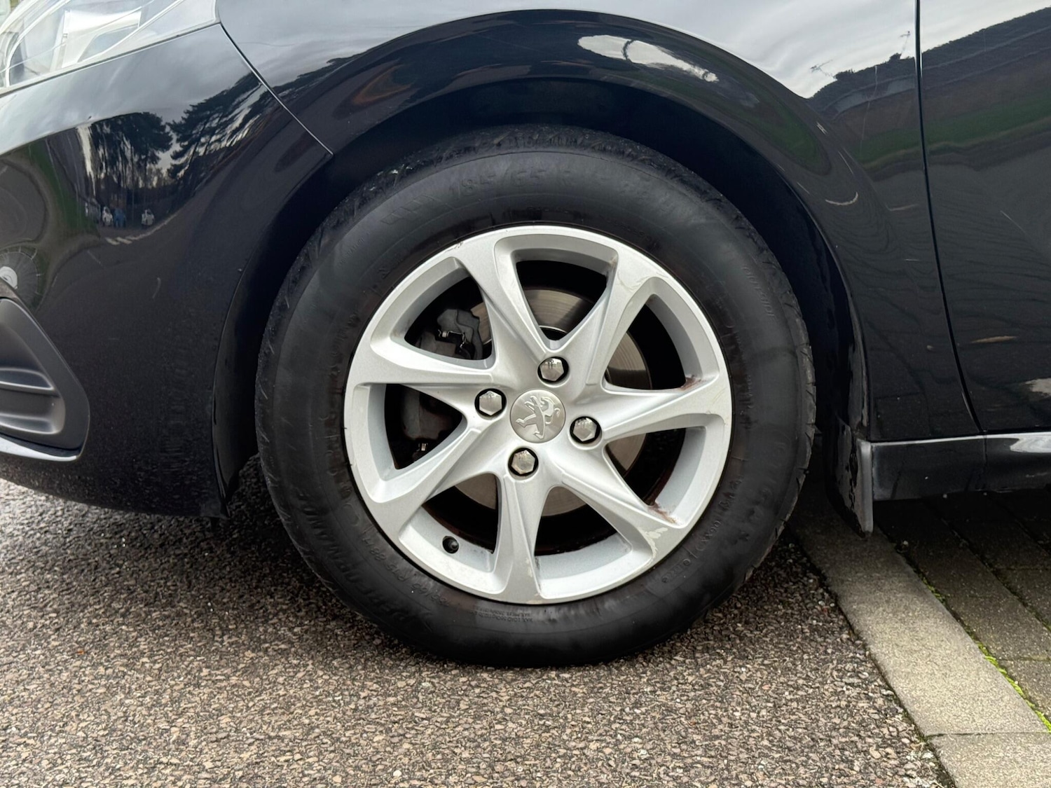 Used Peugeot 208 2017 for sale - 76472775: Photo 24