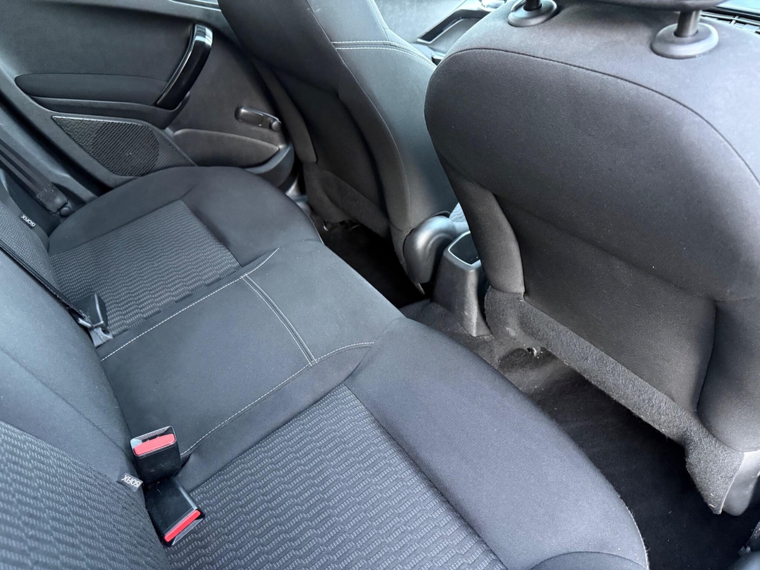 Used Peugeot 208 2014 for sale - 76432477: Photo 16