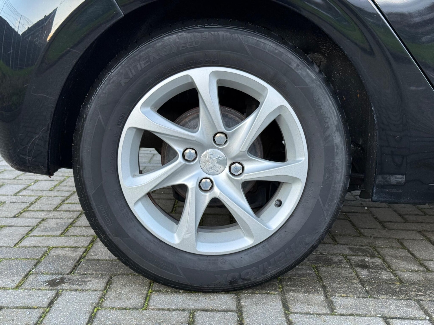 Used Peugeot 208 2014 for sale - 76432477: Photo 25