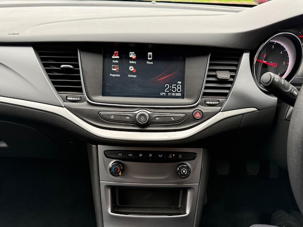 Used Vauxhall Astra 2019 for sale - 76314879: Photo 32