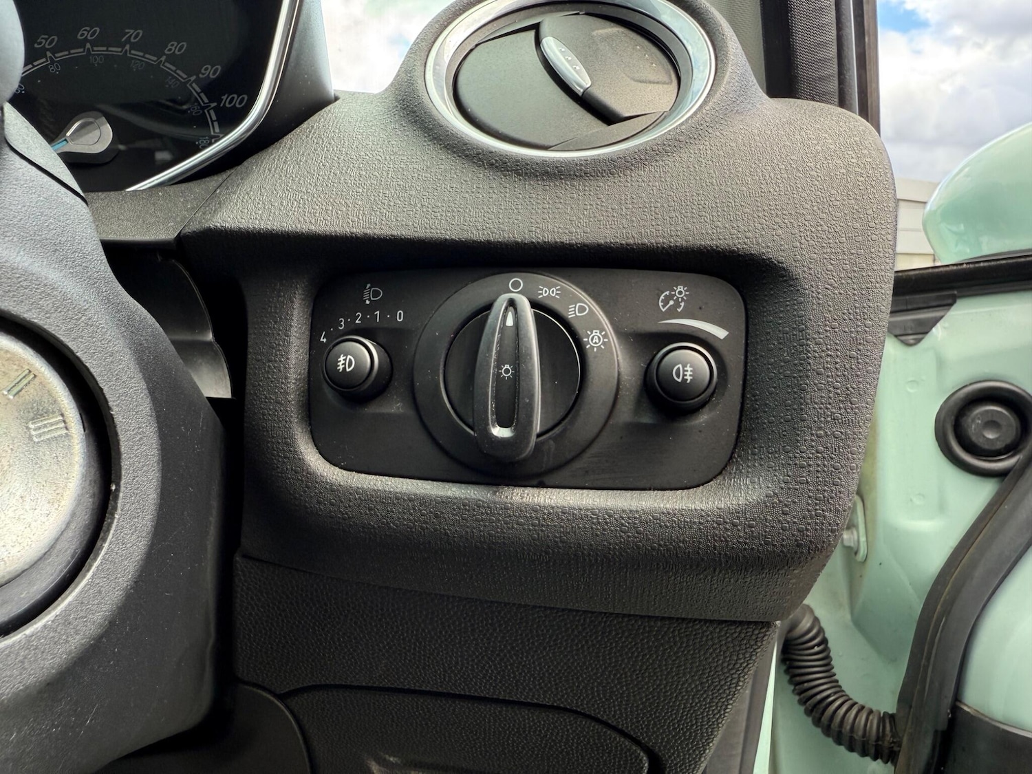 Used Ford Fiesta 2016 for sale - 76398073: Photo 21