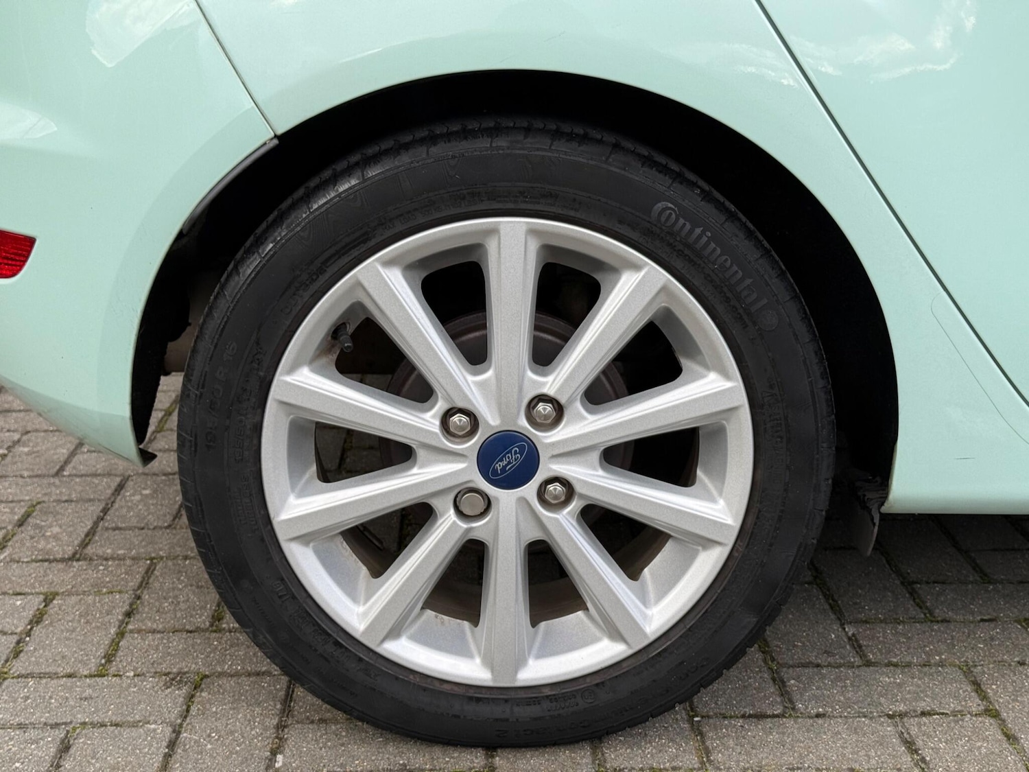 Used Ford Fiesta 2016 for sale - 76398073: Photo 24