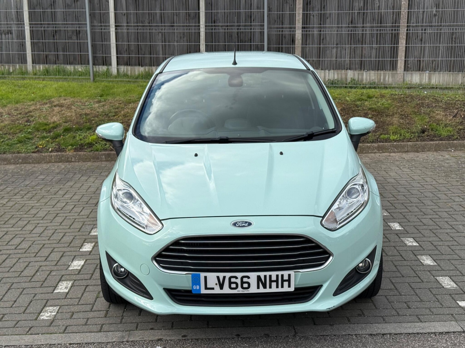 Used Ford Fiesta 2016 for sale - 76398073: Photo 3