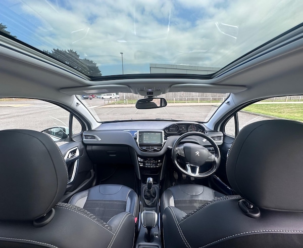 Used Peugeot 2008 2018 for sale - 76041868: Photo 14