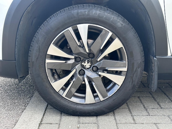 Used Peugeot 2008 2018 for sale - 76041868: Photo 21
