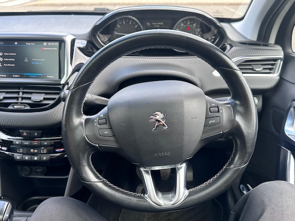 Used Peugeot 2008 2018 for sale - 76041868: Photo 32