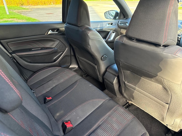 Used Peugeot 308 2017 for sale - 76189057: Photo 17
