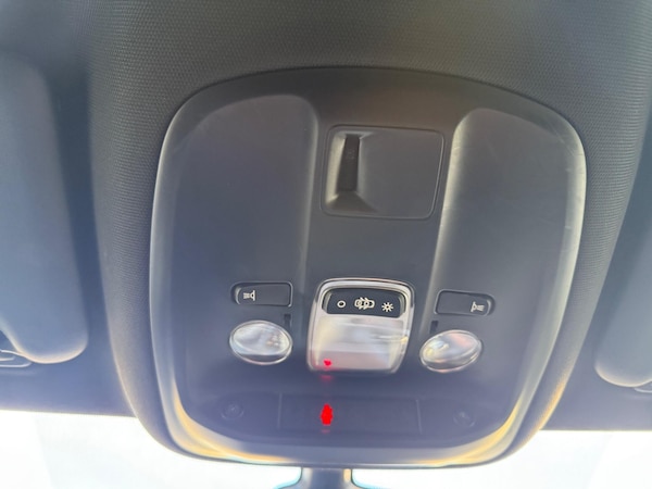 Used Peugeot 308 2017 for sale - 76189057: Photo 19
