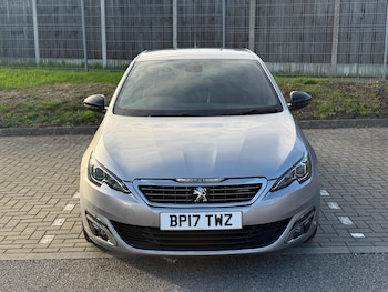 Used Peugeot 308 2017 for sale - 76189057: Photo 2