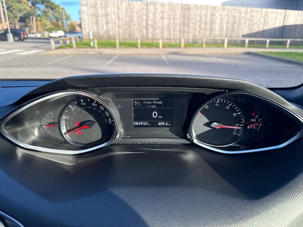 Used Peugeot 308 2017 for sale - 76189057: Photo 31