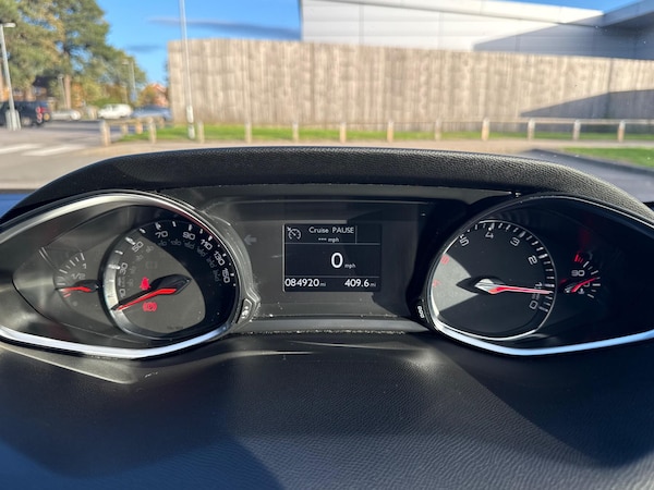 Used Peugeot 308 2017 for sale - 76189057: Photo 32