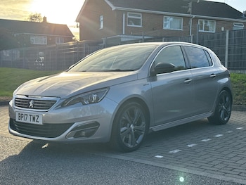Used Peugeot 308 2017 for sale - 76189057: Photo 3
