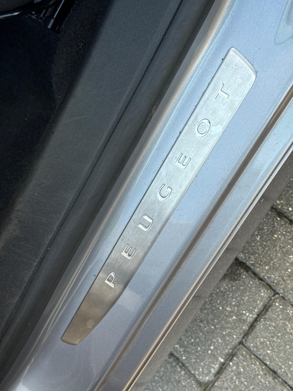 Used Peugeot 308 2017 for sale - 76189057: Photo 44