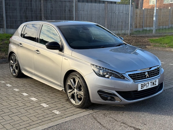 Used Peugeot 308 2017 for sale - 76189057: Photo 5