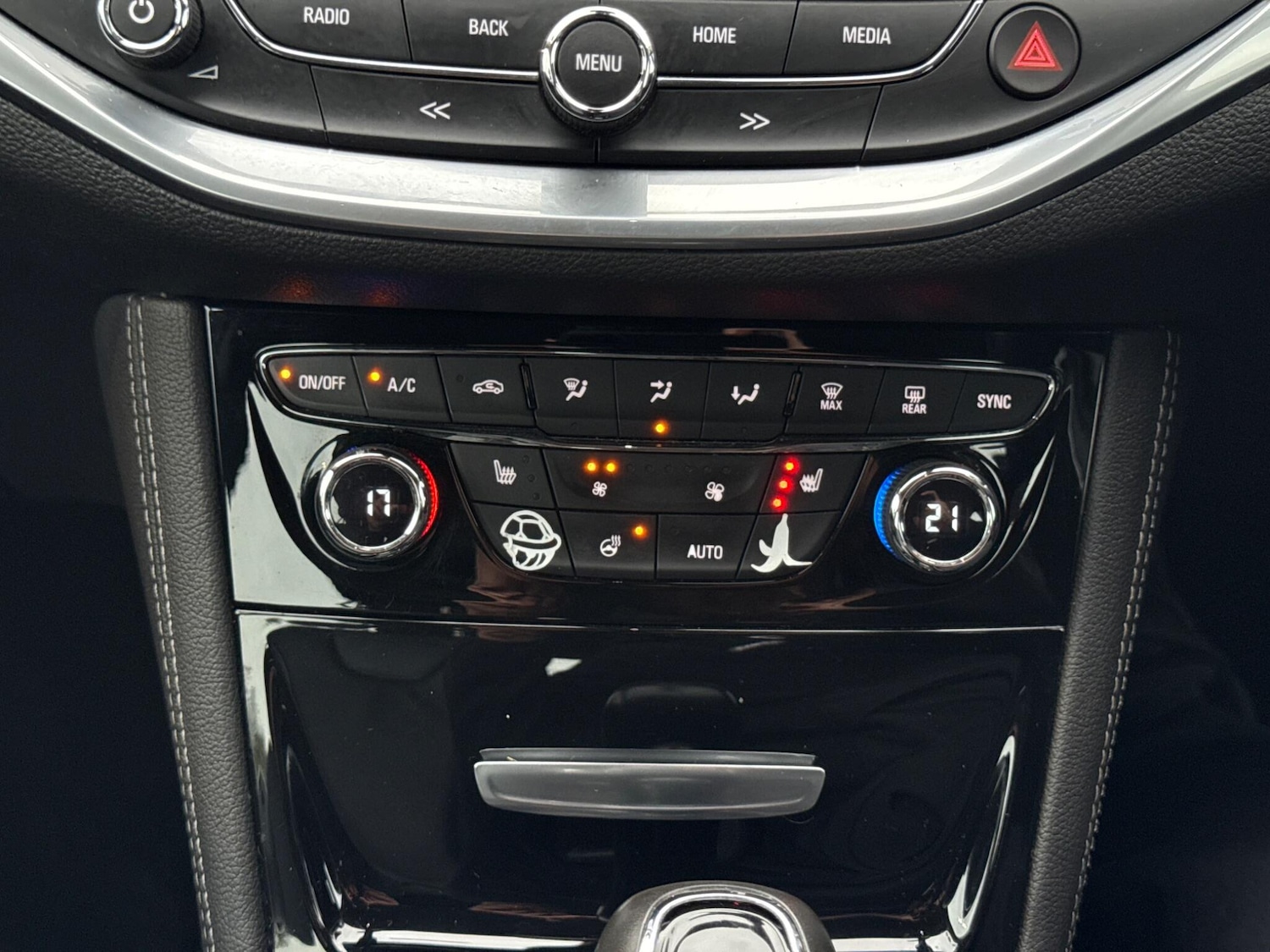 Used Vauxhall Astra 2016 for sale - 76167023: Photo 22