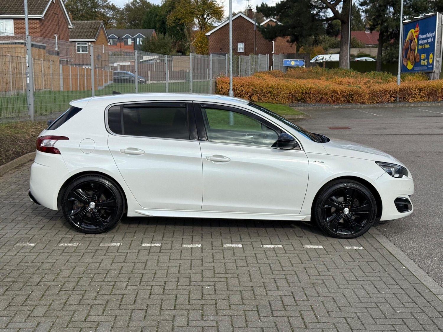 Used Peugeot 308 2016 for sale - 76377988: Photo 10
