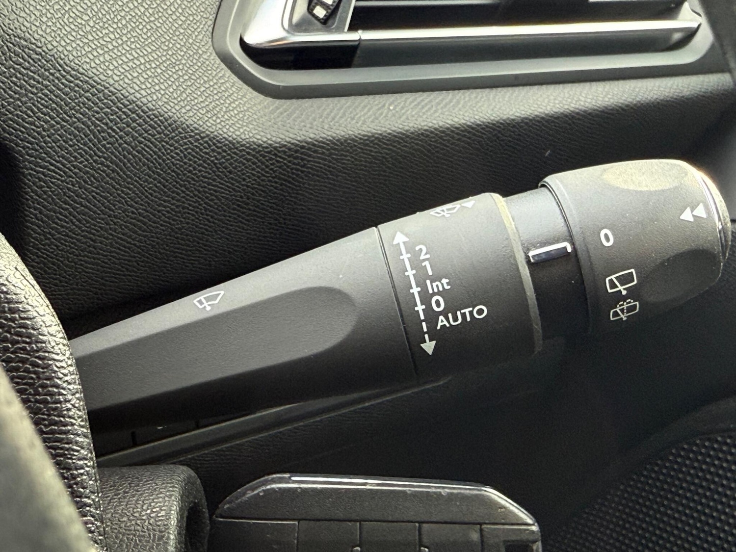 Used Peugeot 308 2016 for sale - 76377988: Photo 19