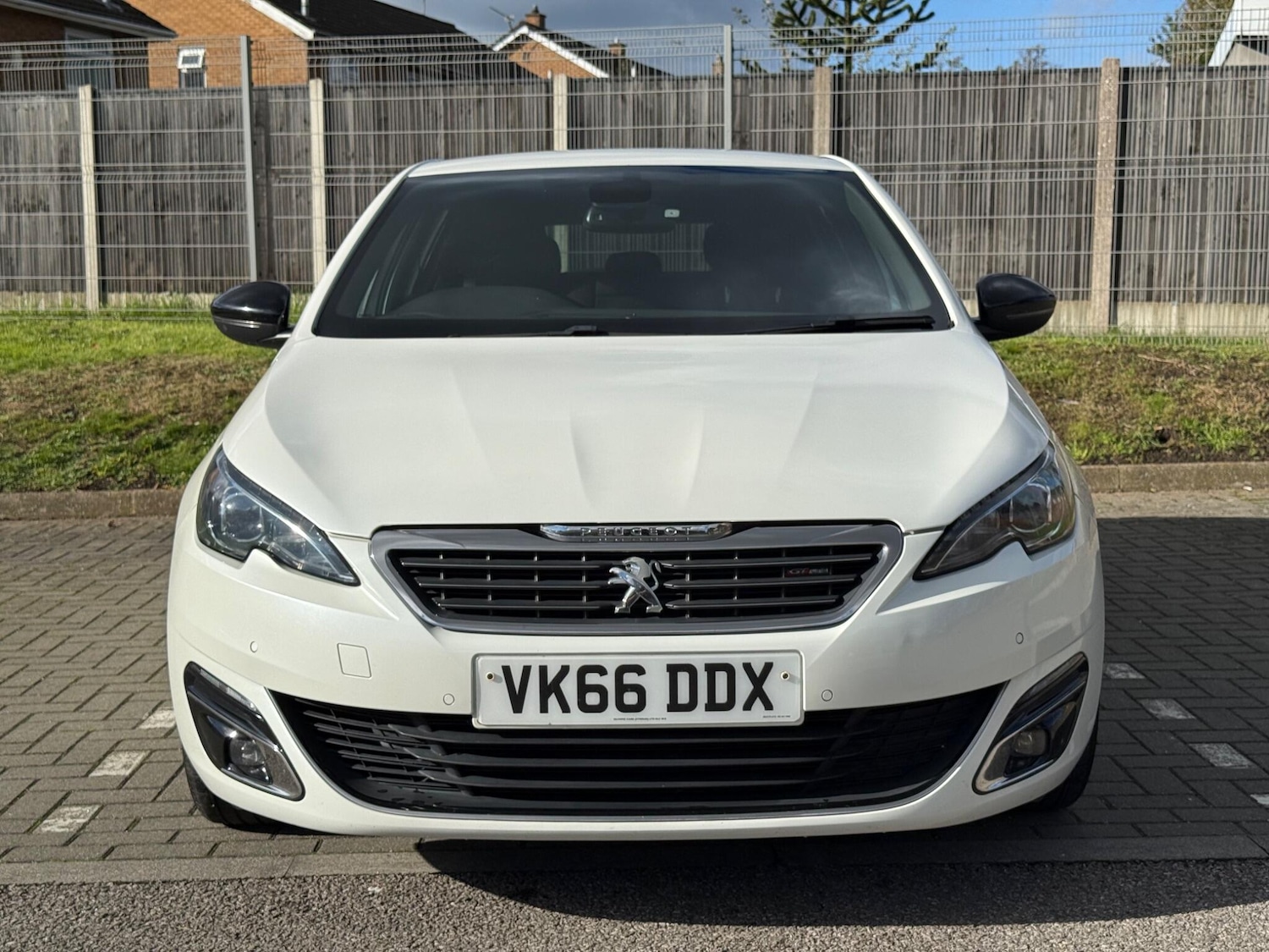 Used Peugeot 308 2016 for sale - 76377988: Photo 3