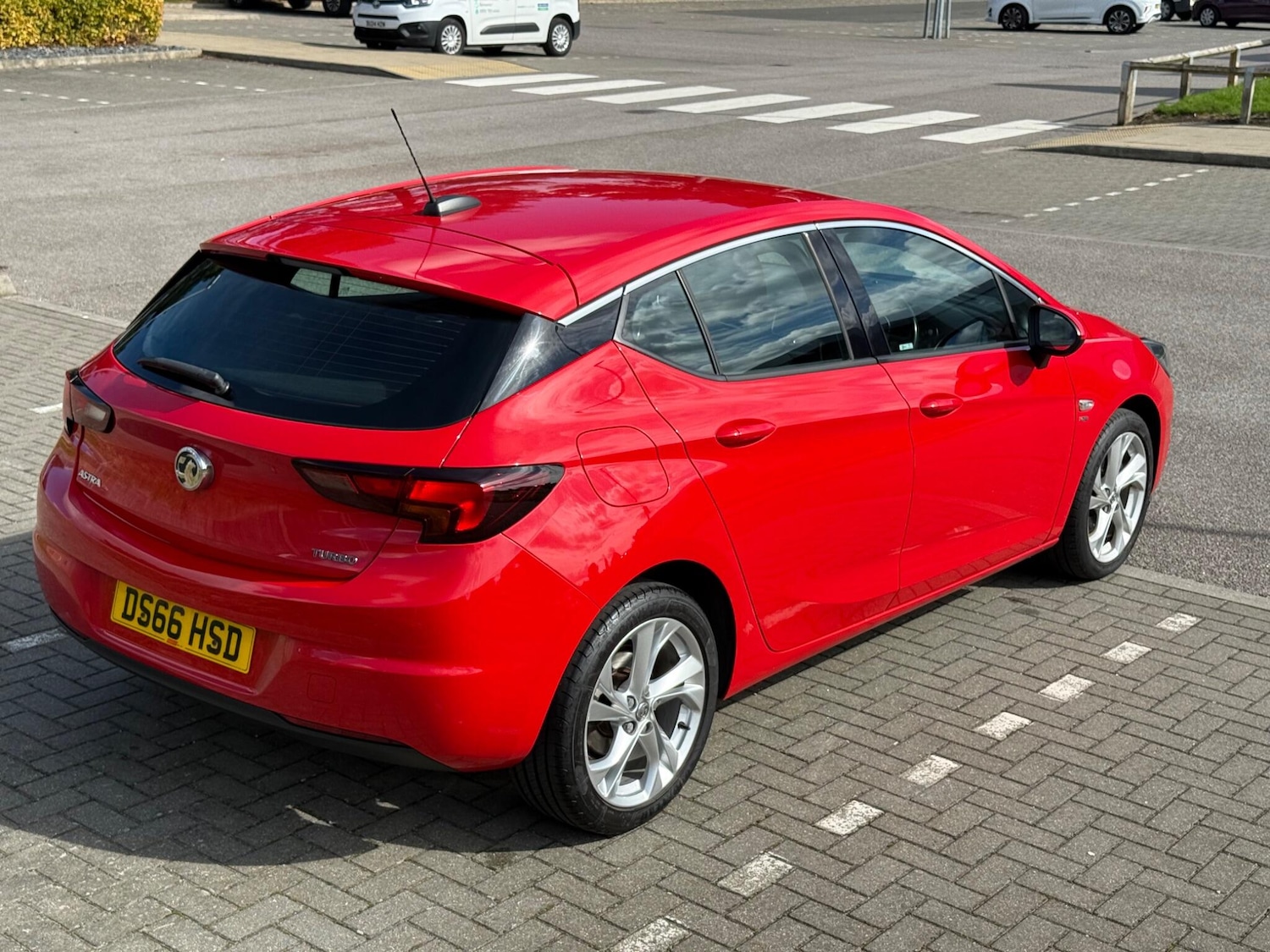 Used Vauxhall Astra 2016 for sale - 76043230: Photo 11