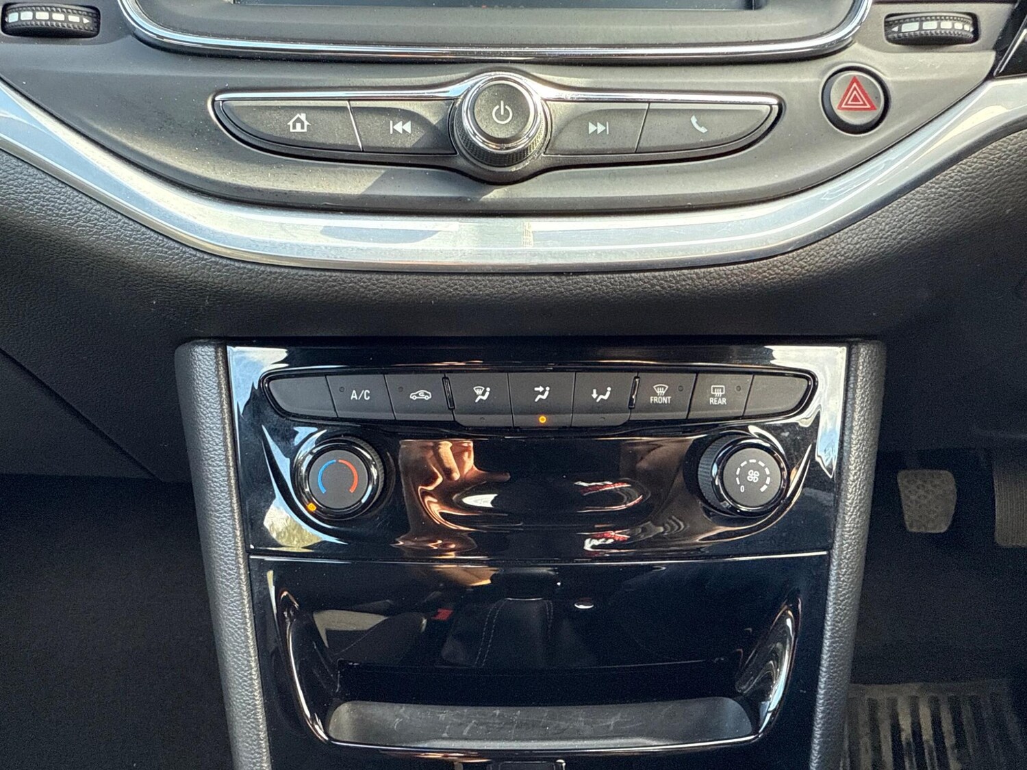 Used Vauxhall Astra 2016 for sale - 76043230: Photo 28