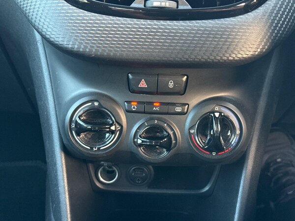 Used Peugeot 208 2015 for sale - 76189588: Photo 17
