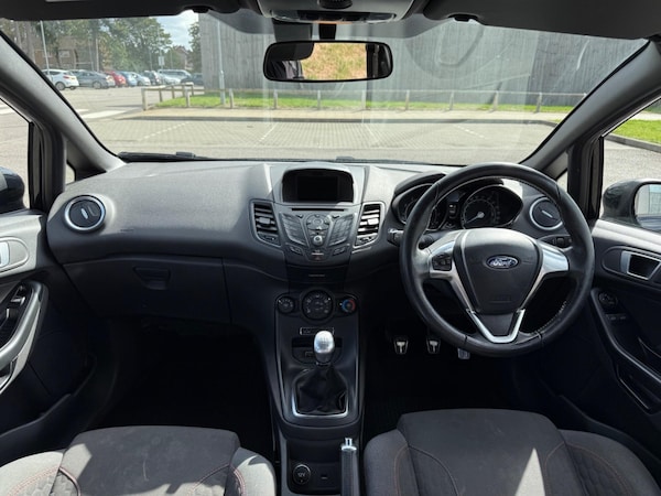 Used Ford Fiesta 2016 for sale - 76042352: Photo 12