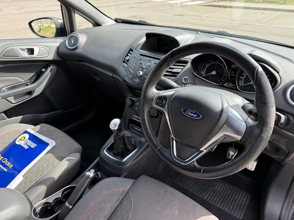 Used Ford Fiesta 2016 for sale - 76042352: Photo 13