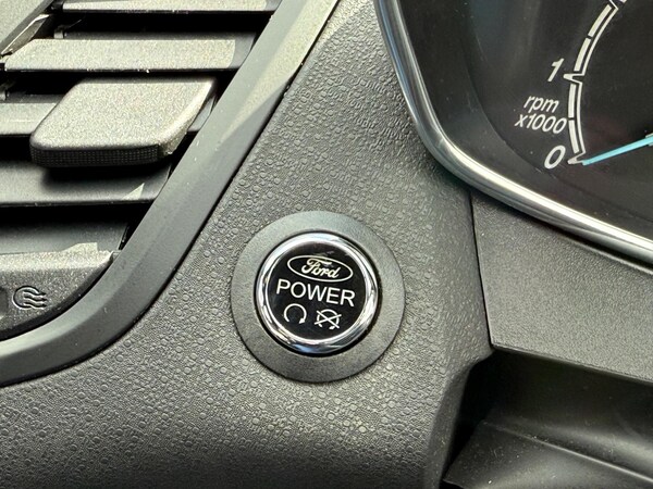 Used Ford Fiesta 2016 for sale - 76042352: Photo 22
