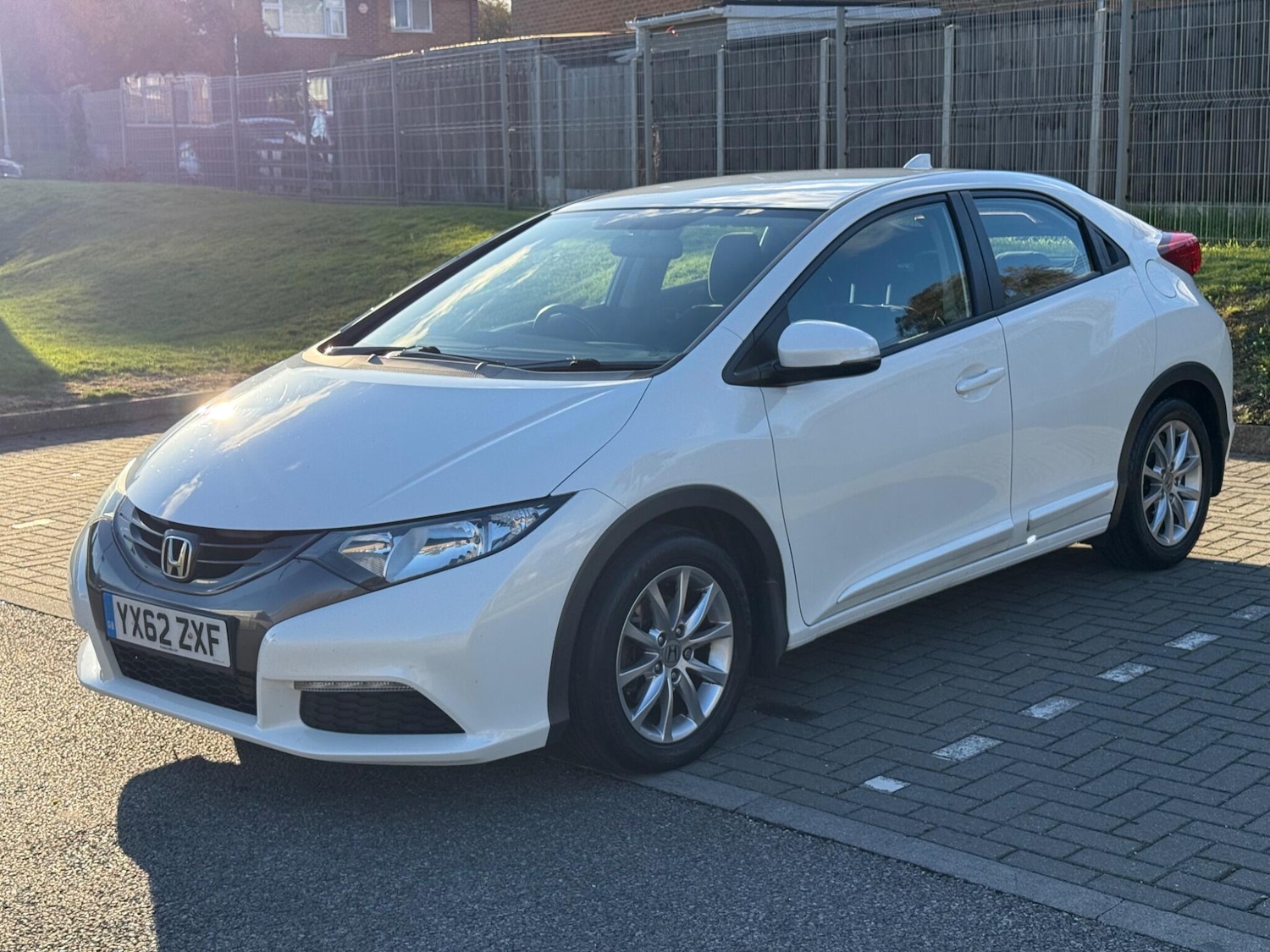 Used Honda Civic 2012 for sale - 76377877: Photo 4