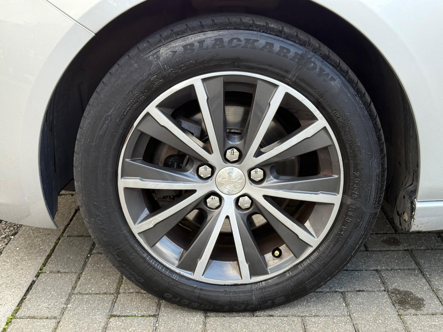 Used Peugeot 308 2016 for sale - 76377372: Photo 32