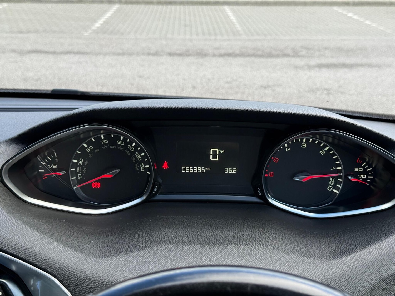 Used Peugeot 308 2016 for sale - 76377372: Photo 36