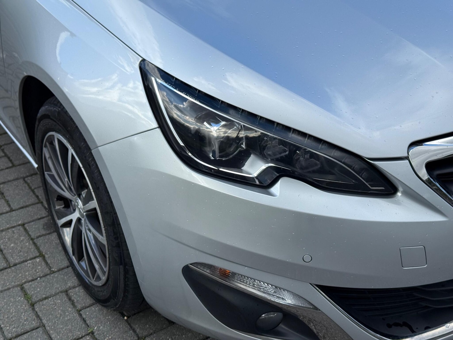 Used Peugeot 308 2016 for sale - 76377372: Photo 44