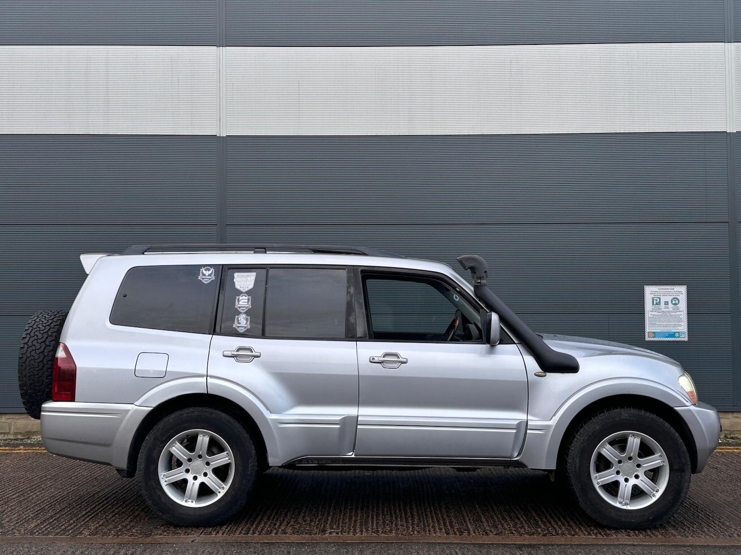 Used Mitsubishi Shogun 2005 for sale - 77203309: Photo 12