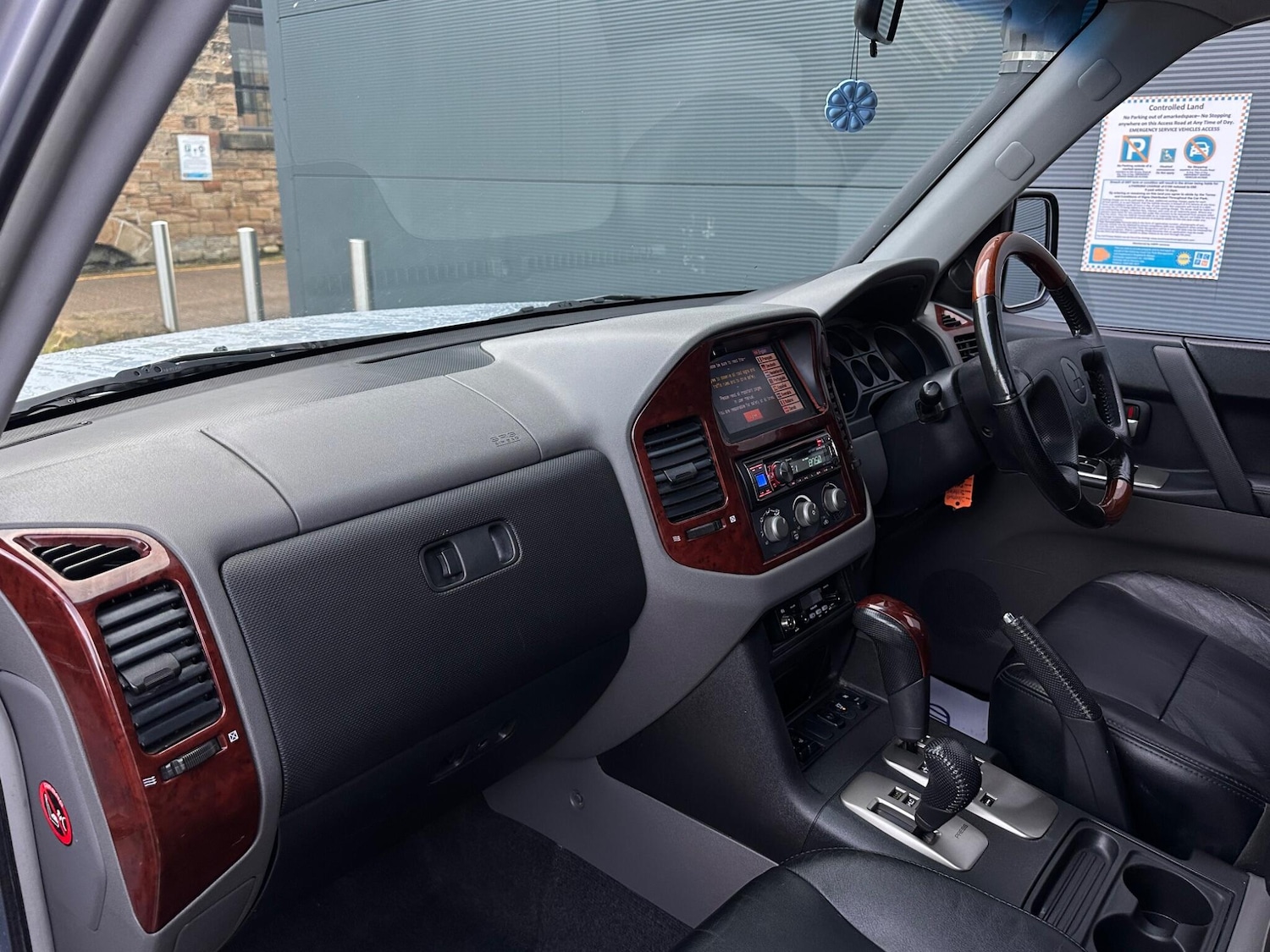 Used Mitsubishi Shogun 2005 for sale - 77203309: Photo 17