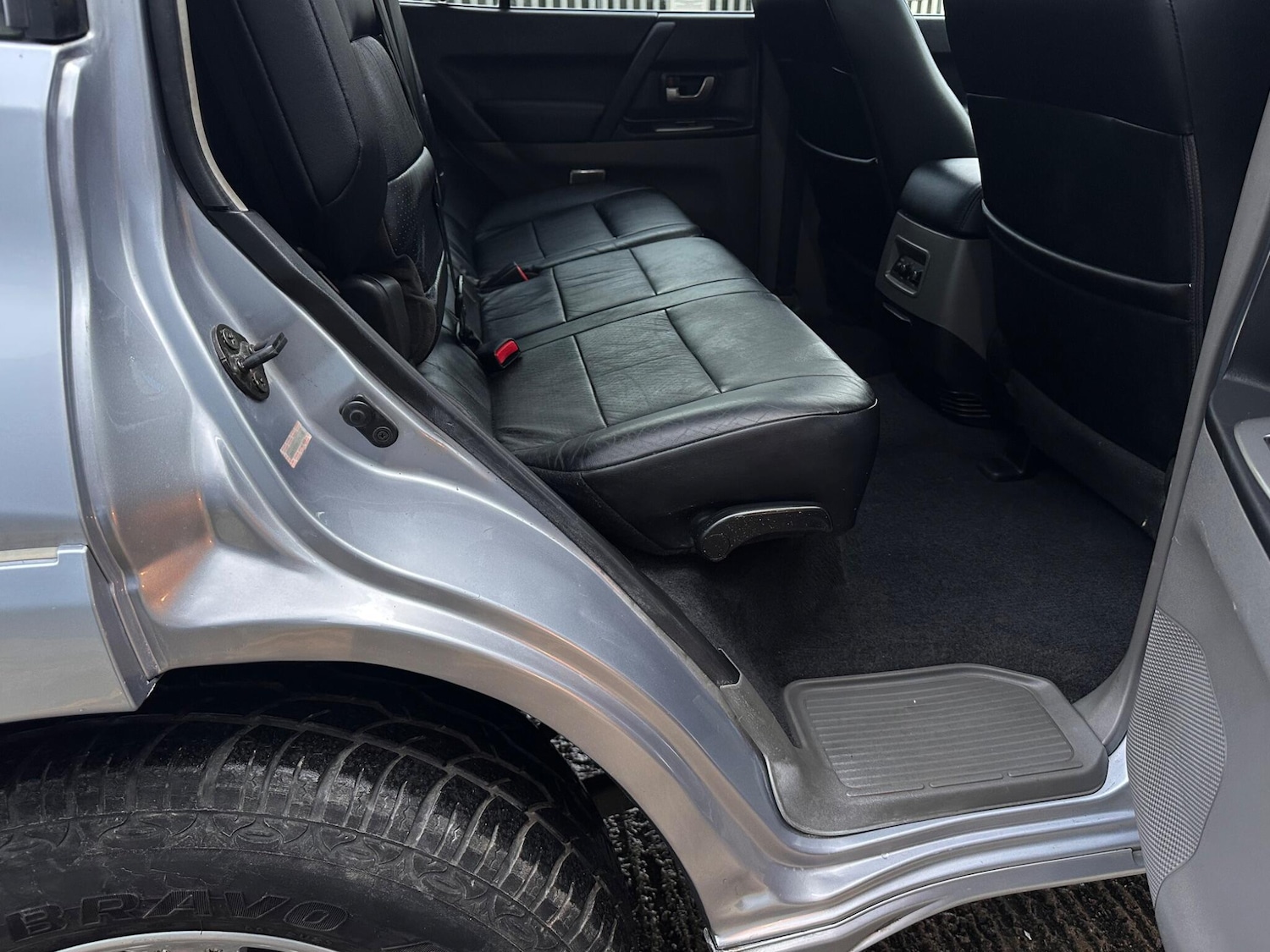 Used Mitsubishi Shogun 2005 for sale - 77203309: Photo 22